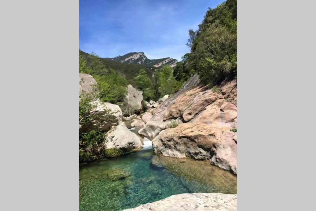 Pont De Valenti Mountain Retreat Leilighet Girona Eksteriør bilde