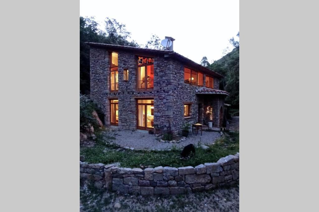 Pont De Valenti Mountain Retreat Leilighet Girona Eksteriør bilde