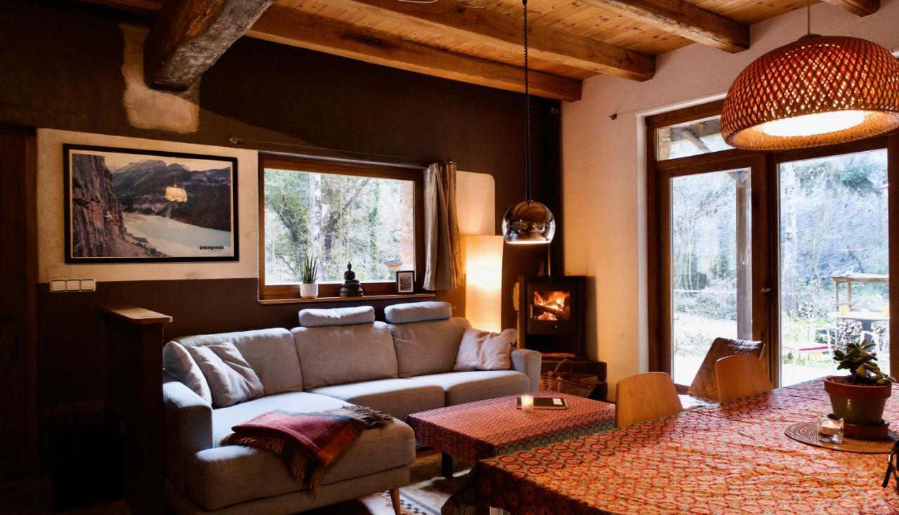 Pont De Valenti Mountain Retreat Leilighet Girona Eksteriør bilde